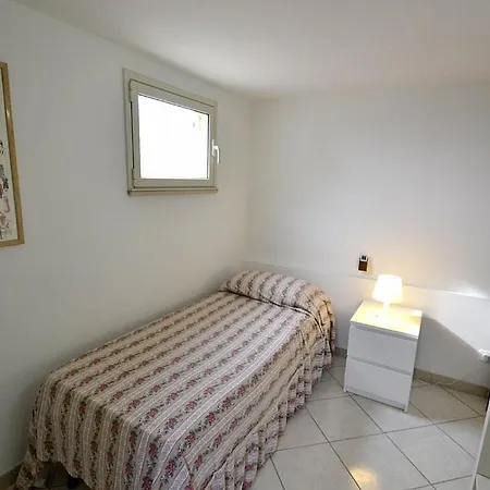 Sleeps 7 Air Con Wifi * Diso
